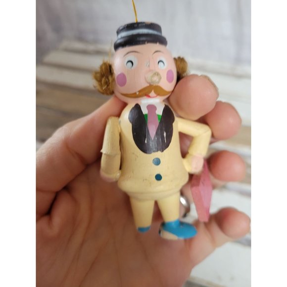 Russ Wooden businessman ornament as is Xmas vintage - Picture 6 of 6